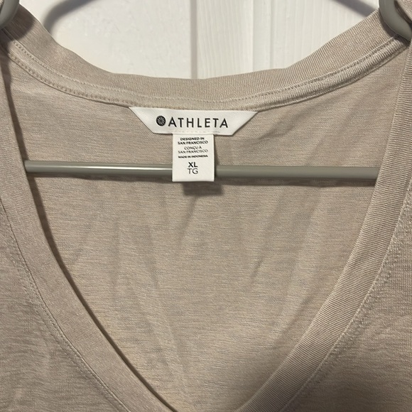 Athleta Breezy Scoop V-Neck - Picture 3 of 6